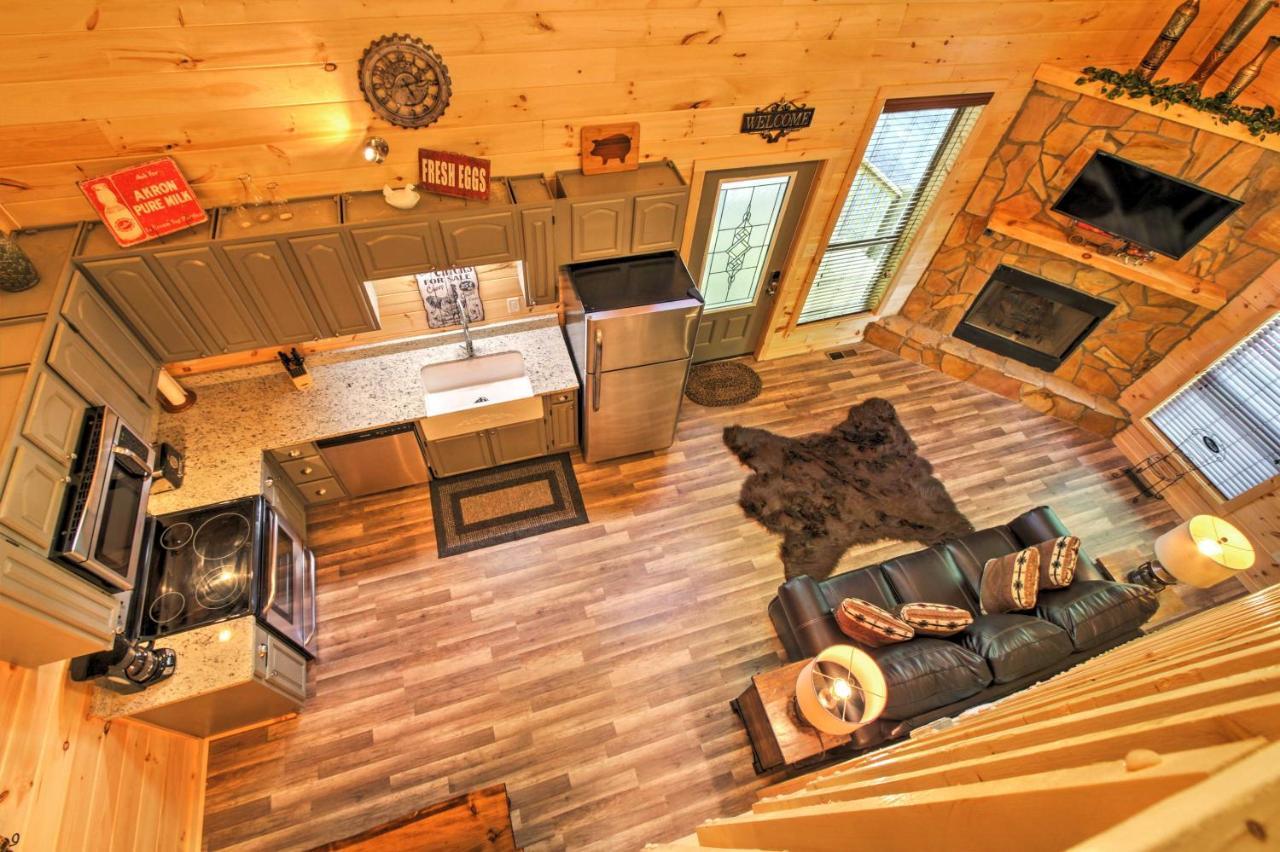 Gatlinburg Cabin With Hot Tub 5 Mi To Downtown Eksteriør billede